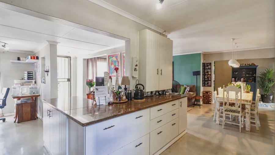 3 Bedroom Property for Sale in Abbotsford Eastern Cape